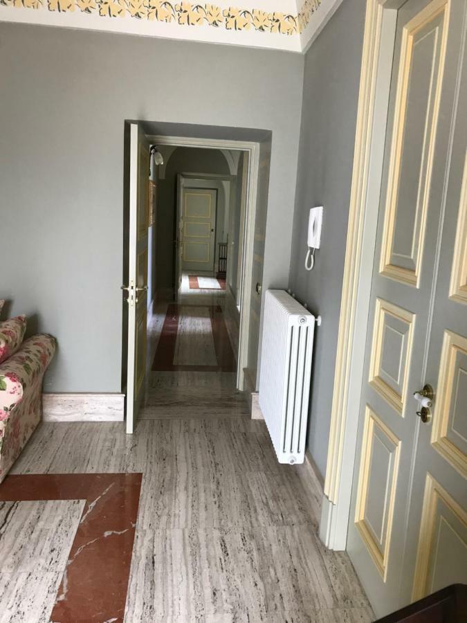 Ma Maison Казерта Экстерьер фото
